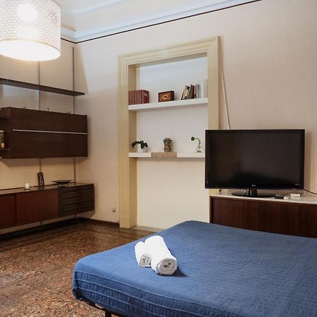 Bed And Books Bed and Breakfast Catánia Buitenkant foto