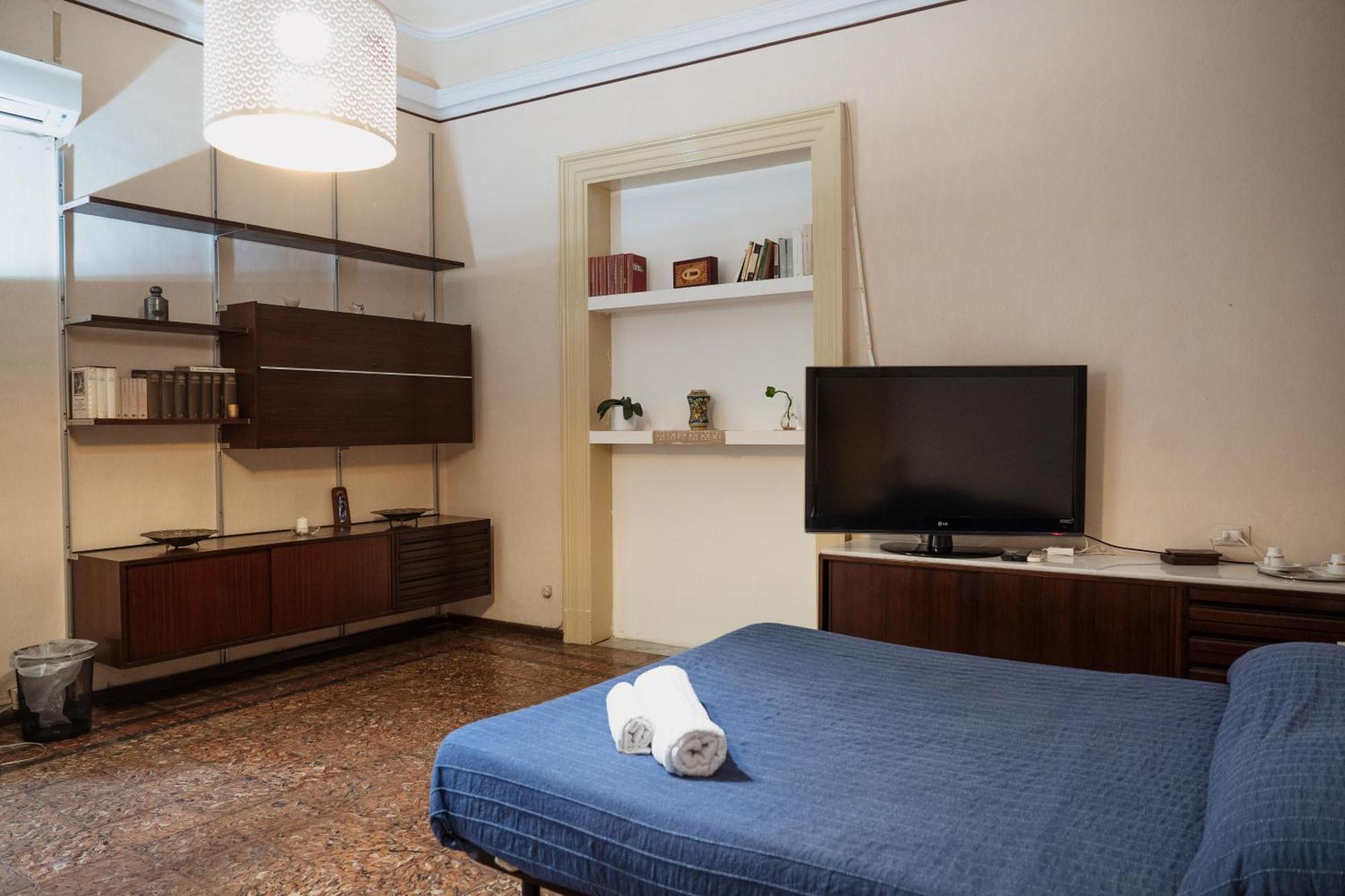 Bed And Books Bed and Breakfast Catánia Buitenkant foto