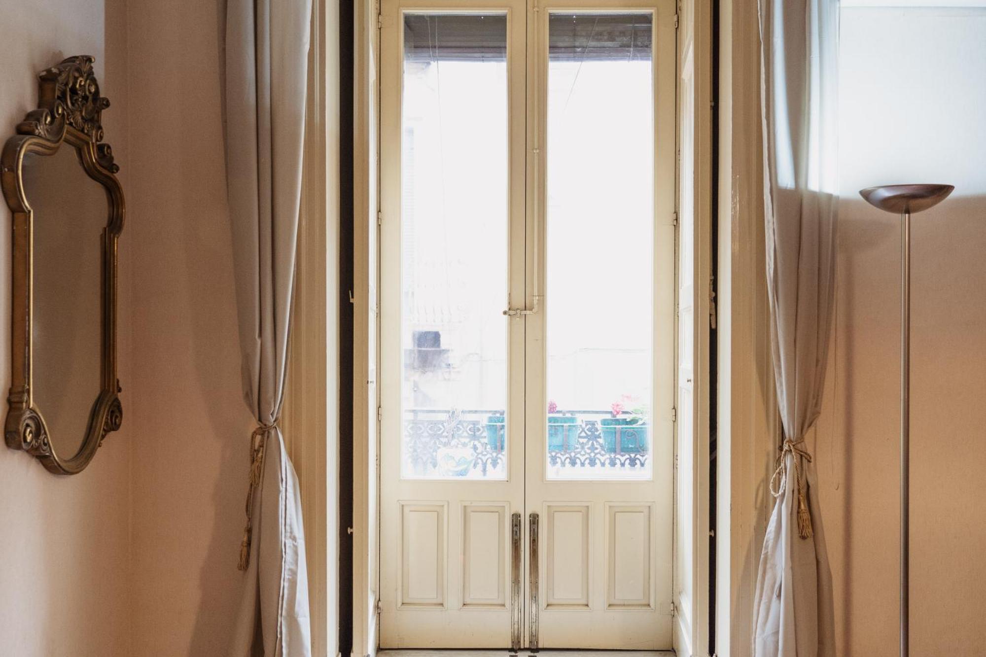Bed And Books Bed and Breakfast Catánia Buitenkant foto