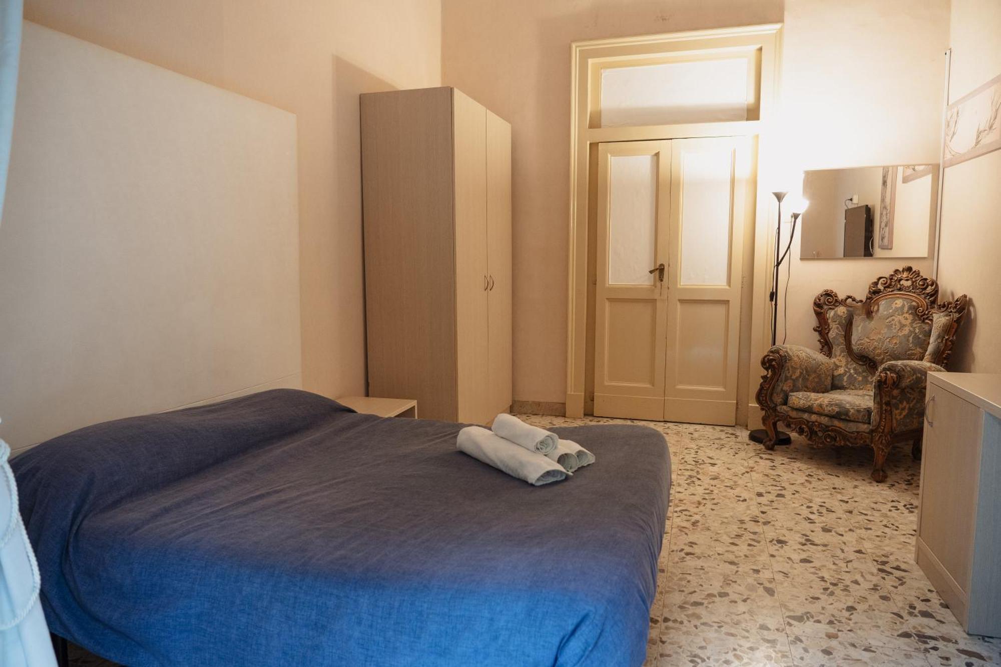 Bed And Books Bed and Breakfast Catánia Buitenkant foto